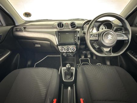 2023-Suzuki-Swift-12-GLX_1