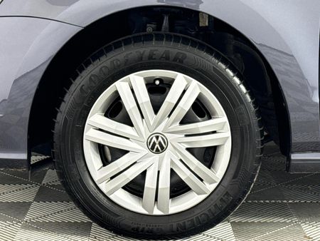 2025-Volkswagen-Polo-Vivo-14_4