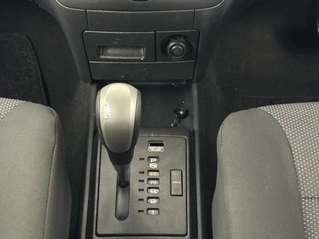 2012-Chevrolet-Aveo-16-LS-Auto_10