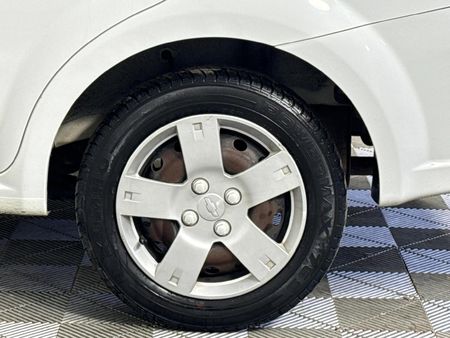 2012-Chevrolet-Aveo-16-LS-Auto_6