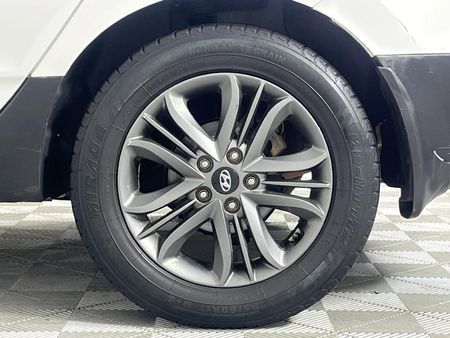 2015-Hyundai-ix35-17-CRDi-Premium_6