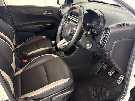 2022-Kia-Picanto-12-X-Line_9