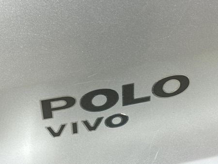 2024-Volkswagen-Polo-Vivo-16-Comfortline-Auto-5-dr_10