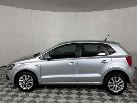2024-Volkswagen-Polo-Vivo-16-Comfortline-Auto-5-dr_16