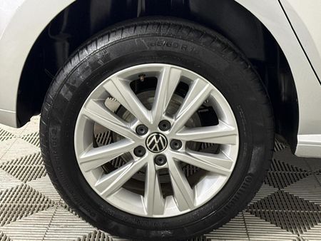 2024-Volkswagen-Polo-Vivo-16-Comfortline-Auto-5-dr_7