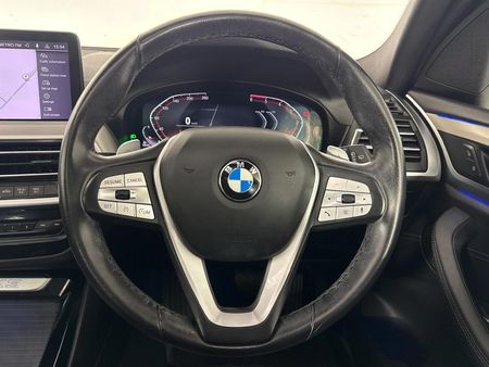 2022-BMW-X3-xDrive20d_12