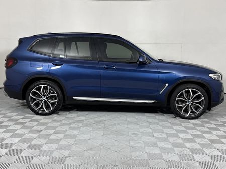 2022-BMW-X3-xDrive20d_18