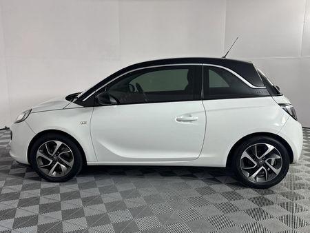 2018-Opel-Adam-10T_16