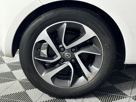2018-Opel-Adam-10T_5