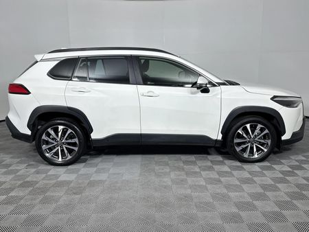 2023-Toyota-Corolla-Cross-18-XR_17