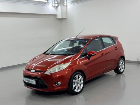 2010-Ford-Fiesta-16i-Trend-5-dr_0