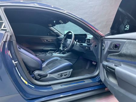 2026-Ford-Mustang-Dark-Horse-Fastback_17