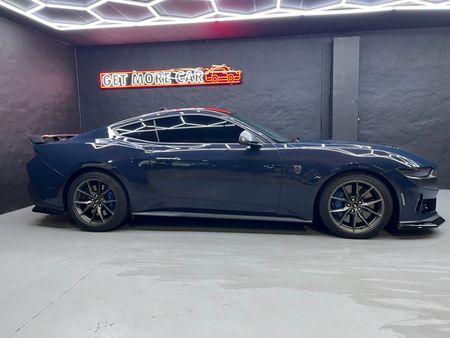 2026-Ford-Mustang-Dark-Horse-Fastback_1
