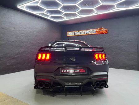 2026-Ford-Mustang-Dark-Horse-Fastback_6
