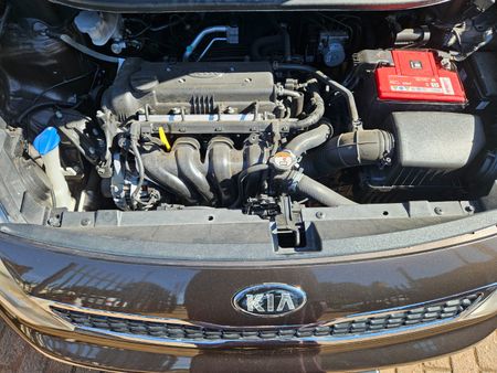 2016-Kia-Rio-14-Tec-5-dr_12