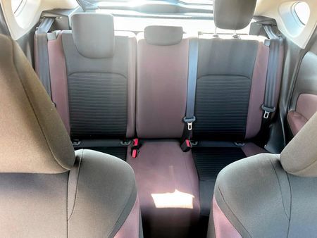 2025-Suzuki-Fronx-15-GL-Auto_14
