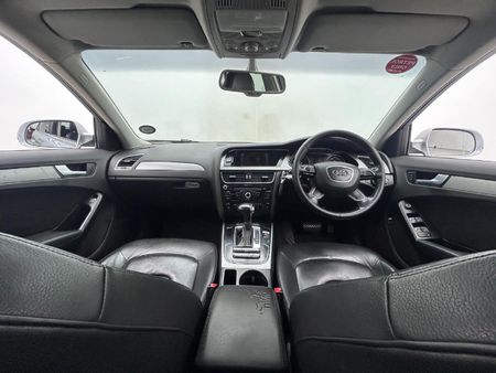 2015-Audi-A4-18-T-S-Auto_10