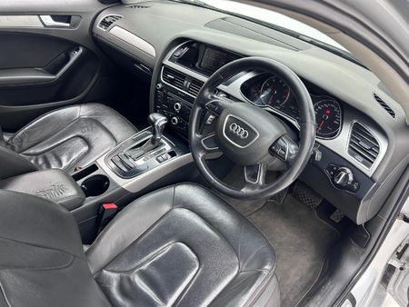 2015-Audi-A4-18-T-S-Auto_14