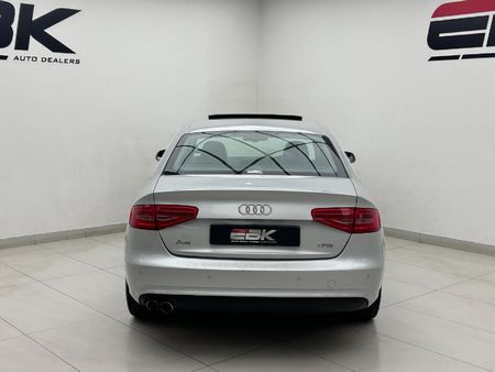 2015-Audi-A4-18-T-S-Auto_4