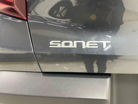 2026-Kia-Sonet-15-LS_13