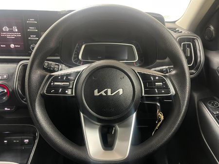 2026-Kia-Sonet-15-LS_25