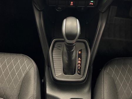 2025-Toyota-Urban-Cruiser-15-XR-Auto_10