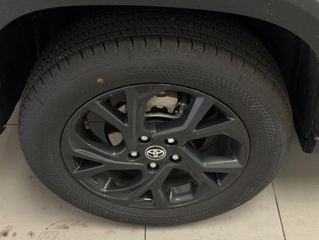 2025-Toyota-Urban-Cruiser-15-XR-Auto_18