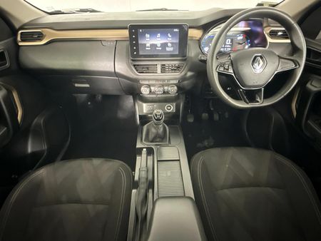 2024-Renault-Kiger-10T-Zen_1