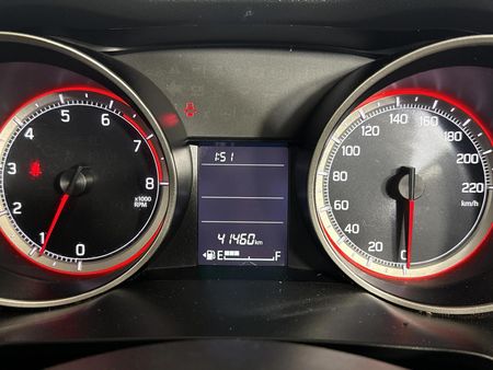 2024-Suzuki-Swift-12-GL_2