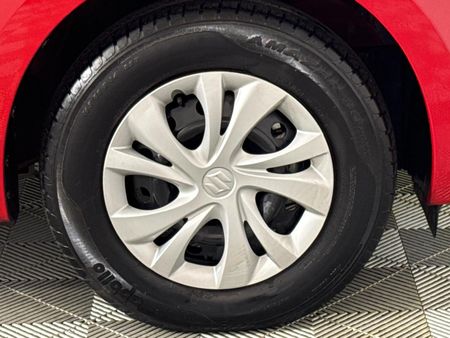 2024-Suzuki-Swift-12-GL_4