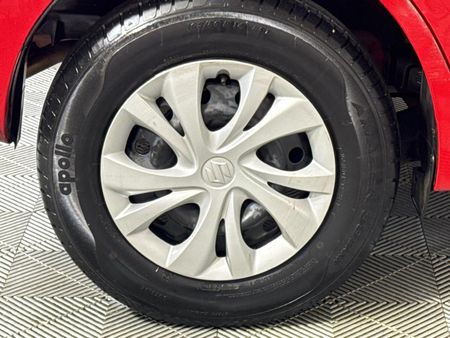 2024-Suzuki-Swift-12-GL_5