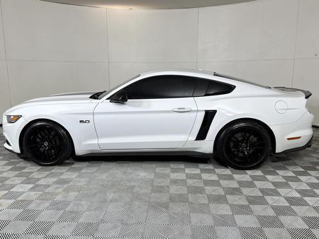 2018-Ford-Mustang-50-GT-Auto_15