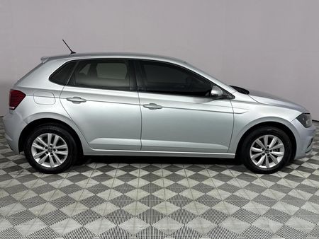 2019-Volkswagen-Polo-10-TSI-Comfortline-Auto_17