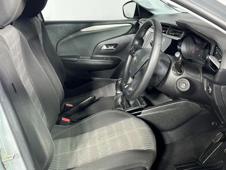 2022-Opel-Corsa-12-55kW_9