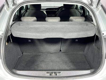 2022-Opel-Corsa-12-55kW_13