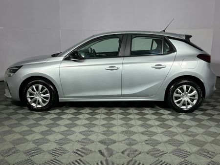 2022-Opel-Corsa-12-55kW_18