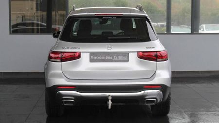 2022-Mercedes-Benz-GLB-220d-Progressive_2