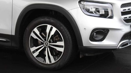 2022-Mercedes-Benz-GLB-220d-Progressive_5