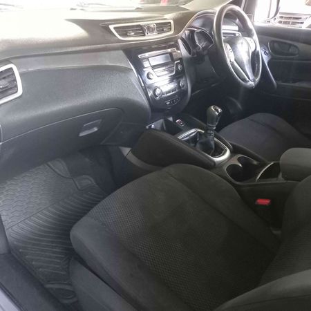 2018-Nissan-Qashqai-12T-Acenta-Tech-Design_11
