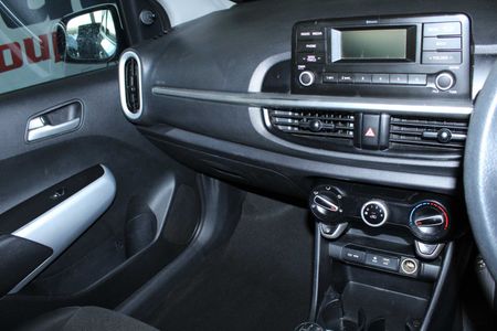 2018-Kia-Picanto-12-Street_8