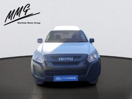 2023-Isuzu-D-Max-250C-Fleetside-Single-Cab_2