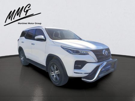 2020-Toyota-Fortuner-24-GD-6-Raised-Body-Auto_0