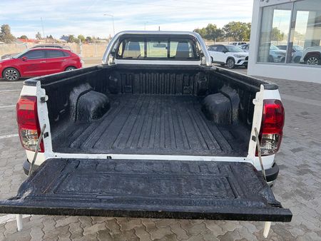 2023-Toyota-Hilux-24-GD-6-Raised-Body-Raider-Single-Cab_5