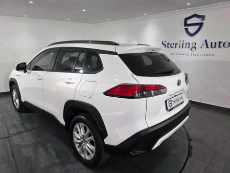2025-Toyota-Corolla-Cross-18-XS-Hybrid_5
