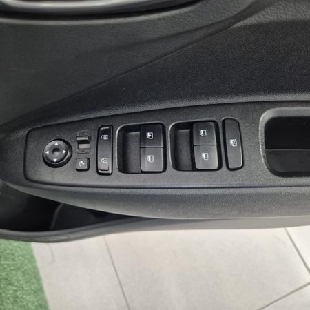 2025-Hyundai-Exter-12-Premium_9
