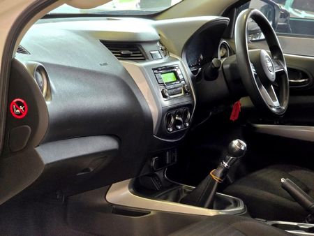 2025-Nissan-Navara-25-DDTi-SE-Single-Cab_6