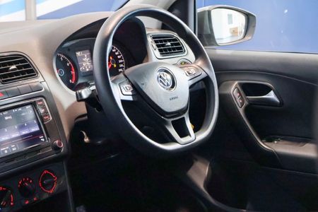 2023-Volkswagen-Polo-Vivo-14-Trendline-5-dr_16