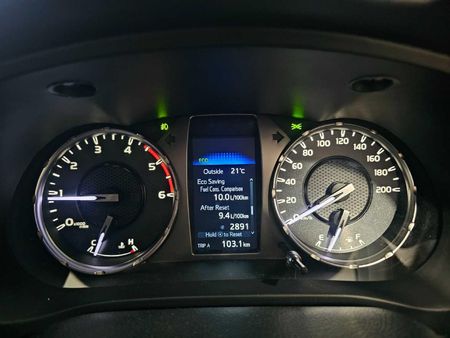 2026-Toyota-Hilux-24-GD-6-Raised-Body-Raider-Extended-Cab_14
