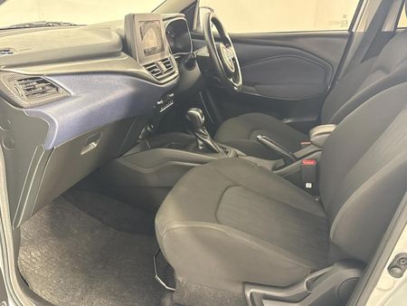 2024-Toyota-Starlet-15-XS-Auto_5