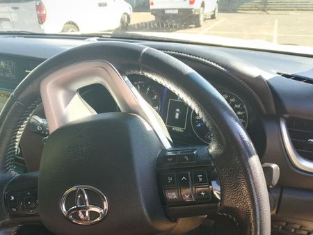 2020-Toyota-Fortuner-24-GD-6-Raised-Body-Auto_11
